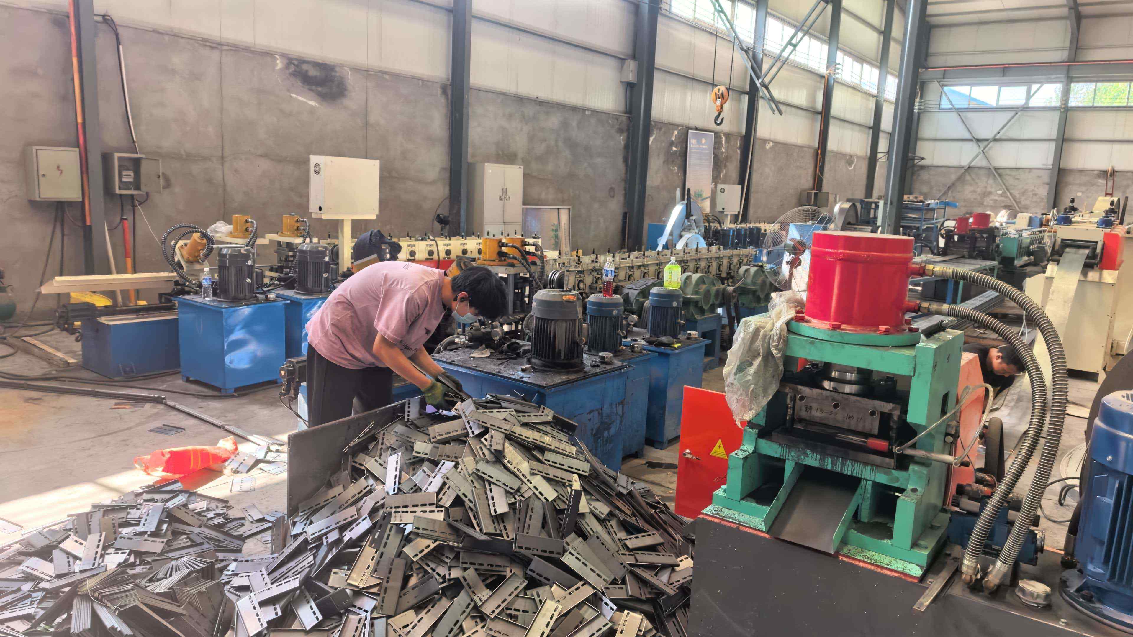 襄阳市热浸锌桥架不锈钢桥架 - 哪里好